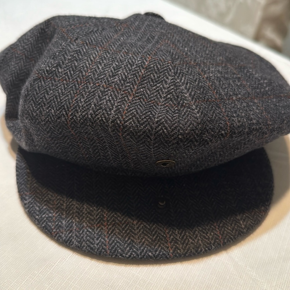 Men, Gray, black with burgundy strips hat.